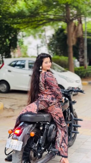 Pratiksha Kant Instagram - Raat ke shikari🔥‼️

#pratiksha14_9 #pratikshakantofficial