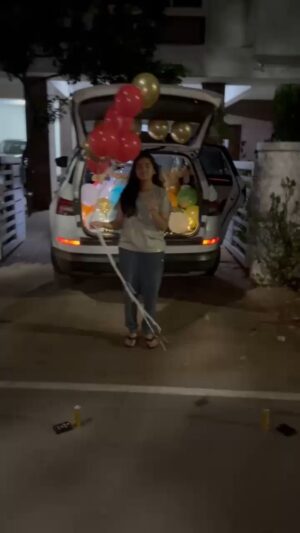 Preethi Sanjiv Instagram - Happy birthday my THANGAM ❤️LAYA...
#mygirl #mydoll #birthdaygal
@teddybearshop.in 🧸
@balloon_bazaar
Thnku... For the timely response 👍