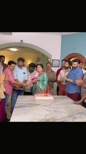 Preethi Sanjiv Instagram - My official family ♥️♥️♥️♥️ thnku ANBU SIR , MY PRODUCER AND MY WHOLE LOVABLE TEAM !