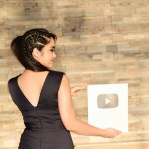 Preethi Singh Instagram - Grateful!šā„ļø
.
.
.
.
.
.
.
.
.
.
.
.
#silverplaybutton #hairstyles #braids #braidstyles #youtube #YouTuber #creatorsawards