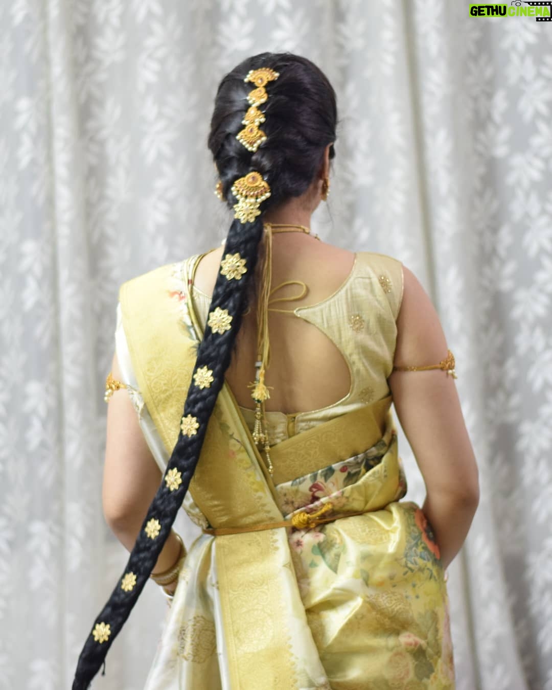 Preethi Singh - 3.3K Likes - Happy Gowri Habba, Ganesh Chaturthi and Haryali Teej!🙏
