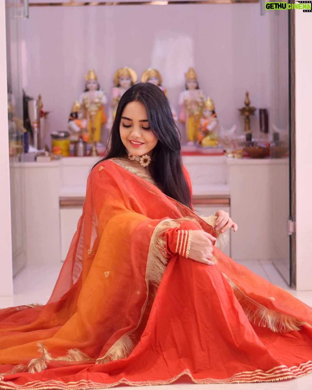 Preethi Singh - 7.5K Likes - #ad Celebrating my ethnicity with @tashijaipur 
.
.
.
.
.
#ethnicwear #ethnic #jaipur #indianwear #anarkali #diwali #festivalfashion #festivewear