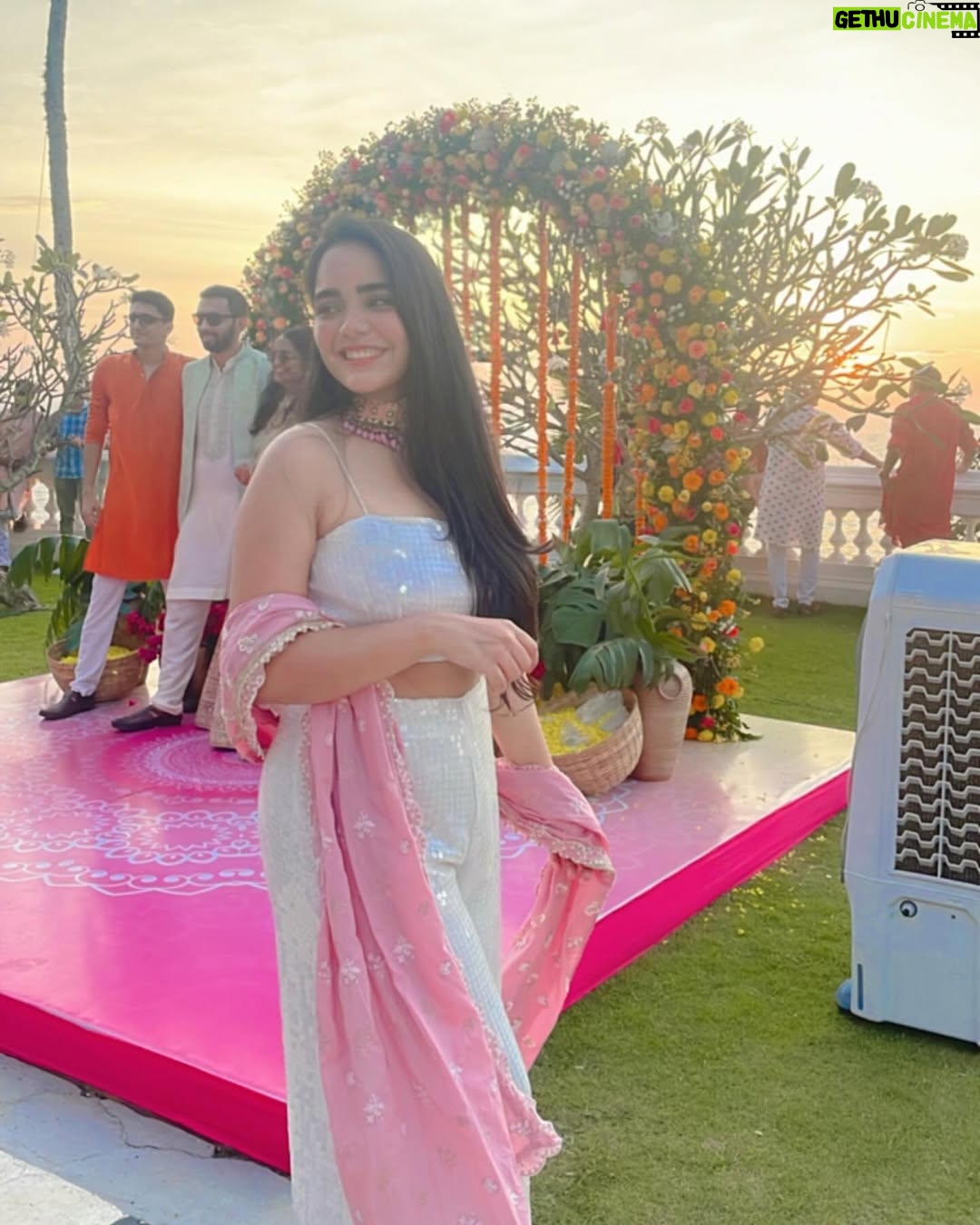 Preethi Singh - 3.8K Likes - Random Photo Dump of 2023! A year of beautiful memories!🌸