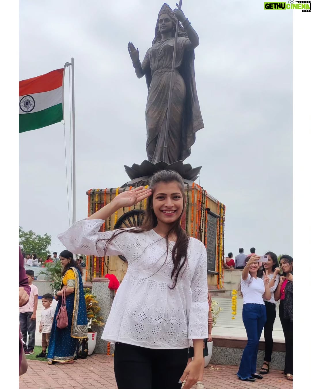 Preeti Patel - 4K Likes - Jay Hind 🇮🇳