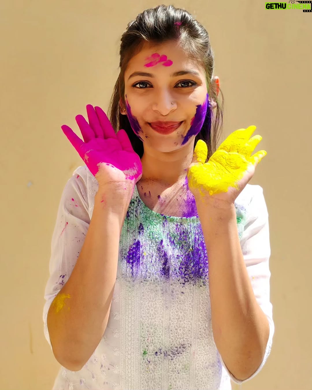 Preeti Patel - 4.5K Likes - Sabhi ko happy holi 🦋🥰
- kuch purani yadein.....
