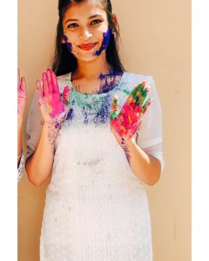 Preeti Patel Instagram - Sabhi ko happy holi 🦋🥰
- kuch purani yadein.....