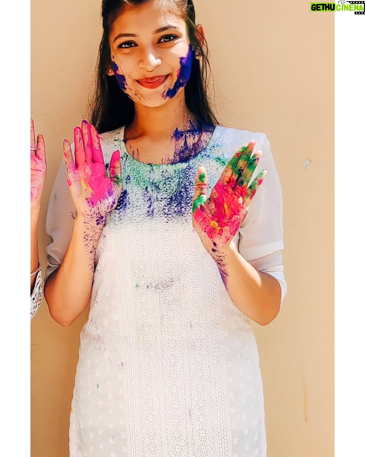 Preeti Patel - 4.5K Likes - Sabhi ko happy holi 🦋🥰
- kuch purani yadein.....