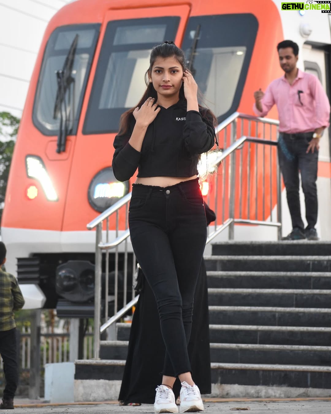 Preeti Patel - 5.3K Likes - 😘⚡️