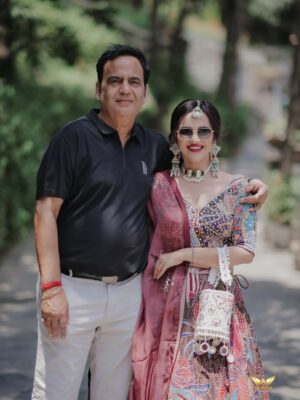 Prerna Malhan Instagram - Happy Father’s Day 🙂↔️🌹