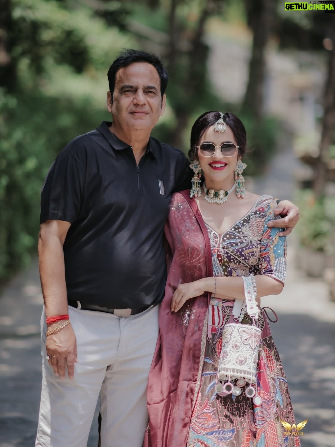 Prerna Malhan - 1.4 Million Likes - Happy Father’s Day 🙂‍↔️🌹