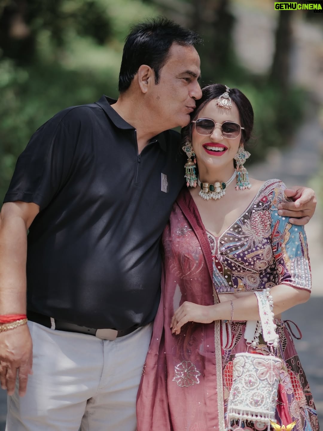Prerna Malhan - 1.4 Million Likes - Happy Father’s Day 🙂‍↔️🌹
