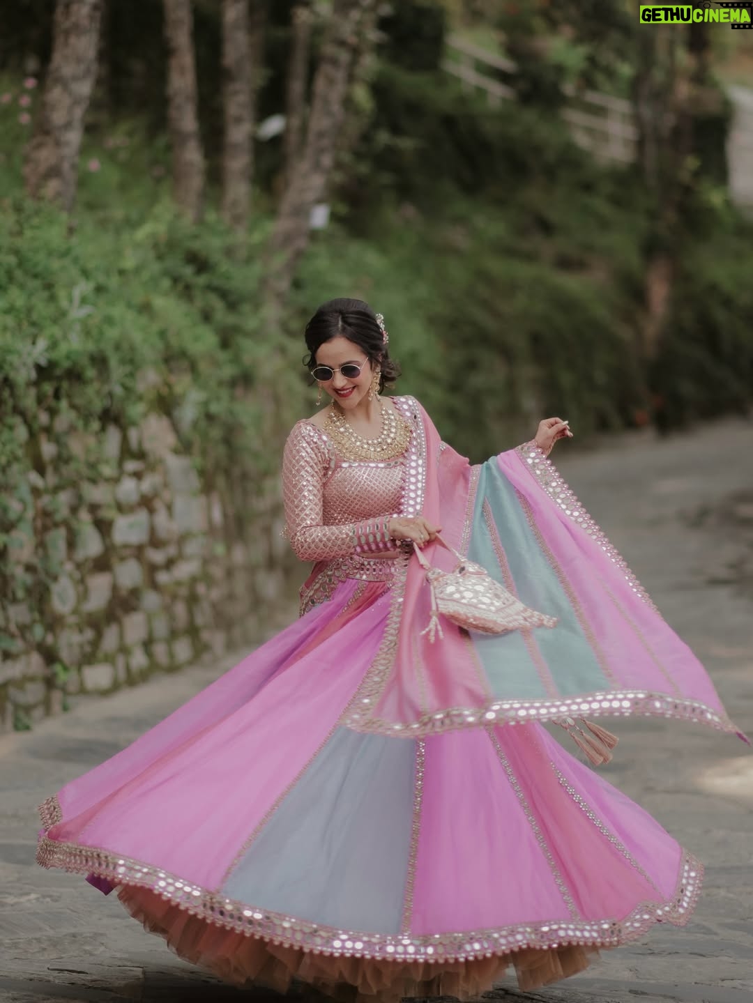 Prerna Malhan - 2.7 Million Likes - Make way for dulhe ki behen 😇🌸
Venue- @welcomhotel.tavleen_chail 
Planners - @knotsinheaven 
Outfit - @vvanivats 
🎥- @vavpixels
Jewellery- @tanishqjewellery
Makeup - @wasikhanmakeupartist