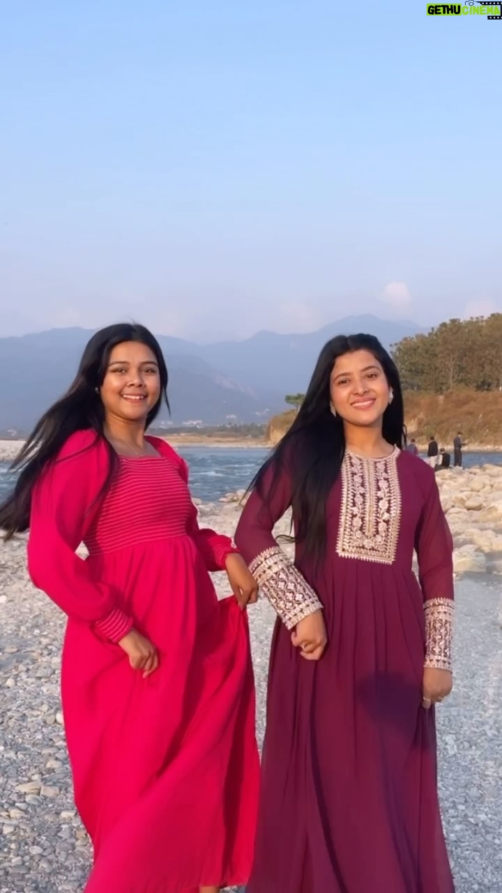 Princess Rose - 24.1K Likes - আমাদের দুজনের Video কার কার ভালো লাগে ?? ❤️❌ 
..
#instadaily #bengaliquotes #kisanur #instagood #bengali #reelsindia #quotes #reelkarofeelkaro #reelsvideo  #reelsdaily #kolkatadiaries #reelsinstagram