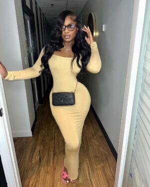 Princess Shingle Instagram - What they hate in you, is missing in them . Keep Shining ❤️❤️🥰.
Hair by @jamourwigs