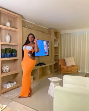 Princess Shingle Instagram - Happy Birthday To Meeeeeeee 🎉 🎂🥳 ❤️.
Merry Christmas everyone 🎄🎄❤️❤️❤️🥳🎂🎉🥰😘
#birthdaygirl #christmasbaby #capricorn #capricornseason