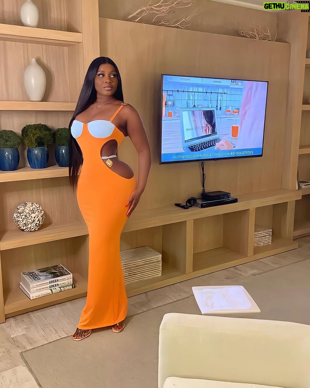 Princess Shingle - 8K Likes - Happy Birthday To Meeeeeeee 🎉 🎂🥳 ❤️. 
Merry Christmas everyone 🎄🎄❤️❤️❤️🥳🎂🎉🥰😘 
#birthdaygirl #christmasbaby #capricorn #capricornseason