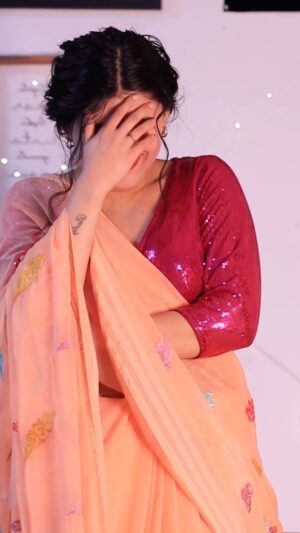 Princy Chahal Instagram - Noor h allha da❤️ #Peera#canada #🇨🇦#viral #foryou#explorepage #surreylife #surreypindmittranda #trending #trendingreels #haryana#punjab#india #toronto #brampton #canada
