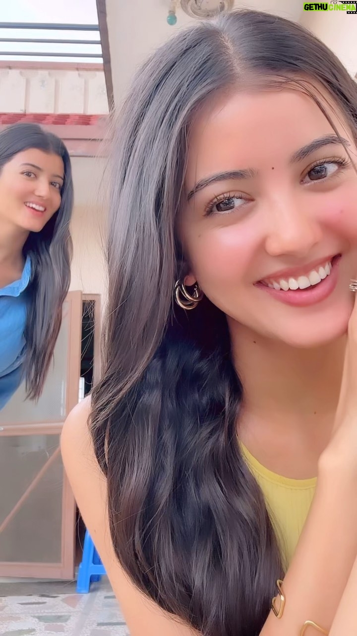 Princy Khatiwada - 177.4K Likes - Hota hai phir bhi najane kyun dil bekaraar✨☺️