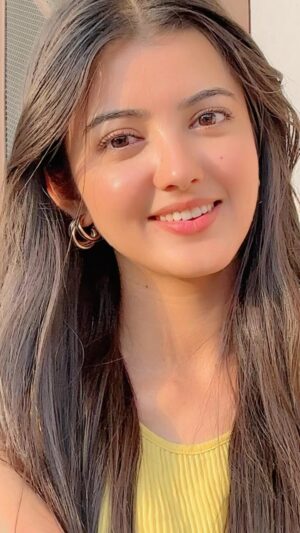 Princy Khatiwada Instagram - Iss baat ko koi kya jaane😉✨