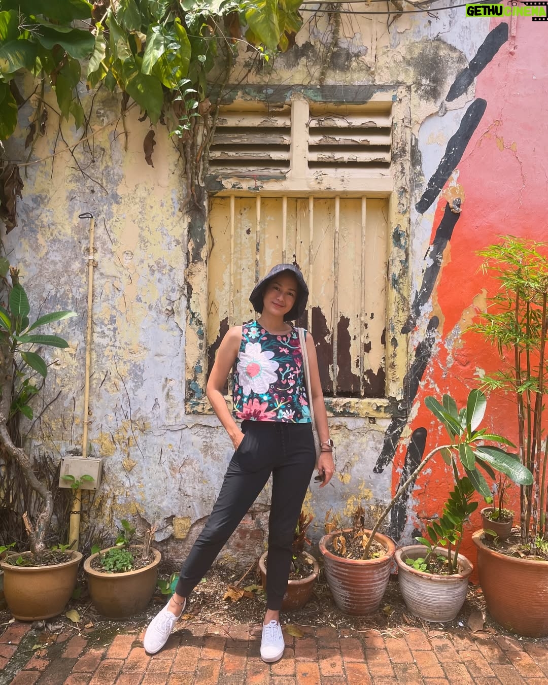 Prisia Nasution - 7.3K Likes - It is officially Pia season so buckle up everybody♊️

Happiest 32nd birthday Cyeng! 

May your day be filled with more laughter, more fun, more joy, more cake and everything your heart desires! You’re the reason my life is hilarious, slightly chaotic adventure, and I wouldn’t trade it for anything else. 

Life needs to be weird, but you make it effortlessly wonderful. I adore you❤️❤️❤️

#forever32