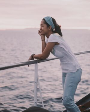 Prisia Nasution Instagram - It is officially Pia season so buckle up everybody♊️

Happiest 32nd birthday Cyeng! 

May your day be filled with more laughter, more fun, more joy, more cake and everything your heart desires! You’re the reason my life is hilarious, slightly chaotic adventure, and I wouldn’t trade it for anything else. 

Life needs to be weird, but you make it effortlessly wonderful. I adore you❤️❤️❤️

#forever32
