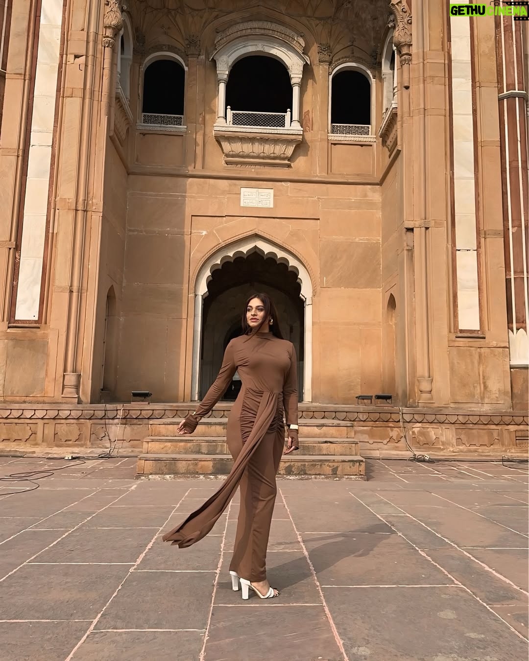 Priya Chaudhary - 28.7K Likes - 🤎🤎
.
.
#piihuofficial #piihufam