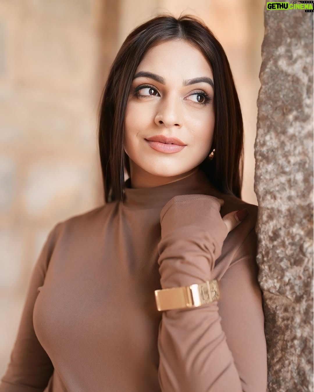 Priya Chaudhary - 28.7K Likes - 🤎🤎
.
.
#piihuofficial #piihufam