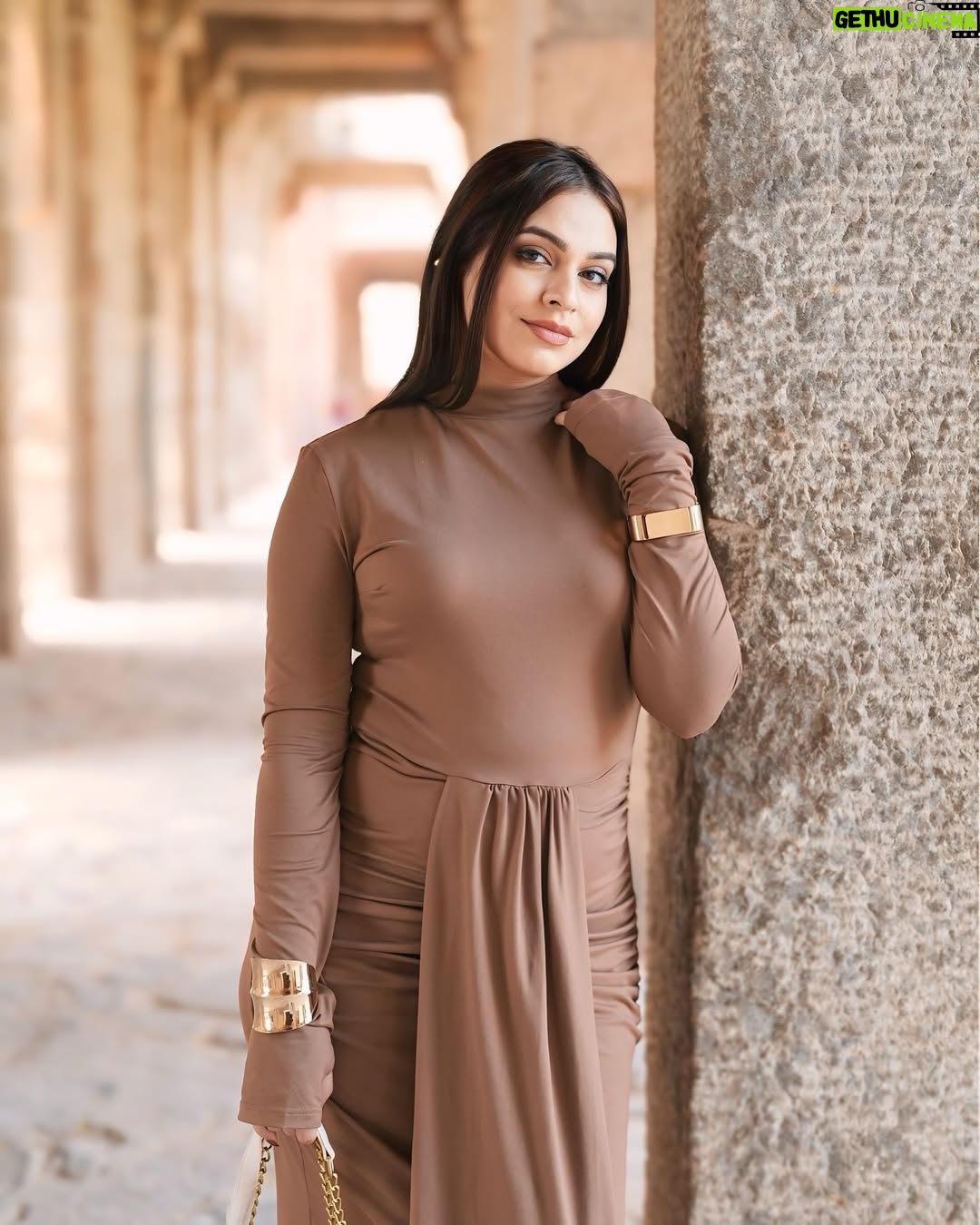 Priya Chaudhary - 28.7K Likes - 🤎🤎
.
.
#piihuofficial #piihufam