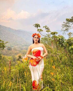 Priya Chaudhary Instagram - This CROWN wasn’t given — it GREW 🌺
.
.
#editing @ija_photowork2.0 #piihuofficial #piihufam