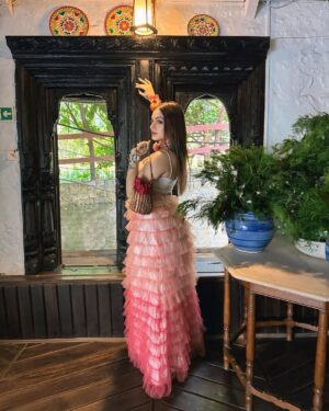 Priya Chaudhary Instagram - 🤍💕
.
#outfit @estiloropabyishita 
.
#piihuofficial #piihufam