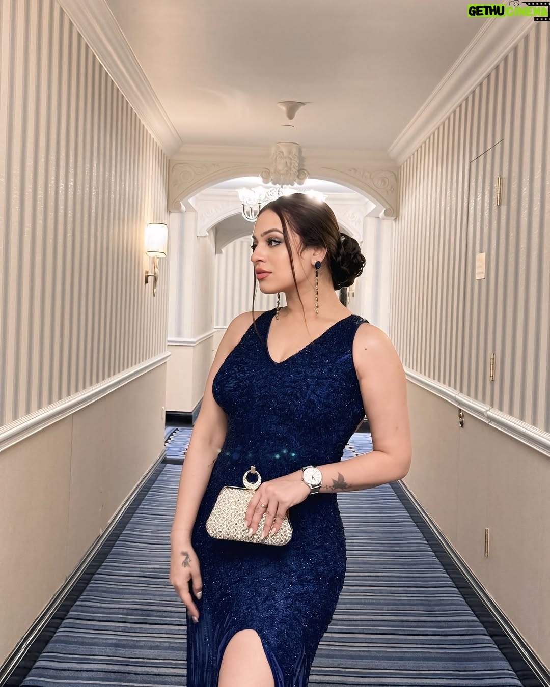 Priya Chaudhary - 26.9K Likes - Feeling Royal in Blue 💙 
#piihuofficial #piihufam #royalblue