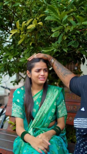 Priya Tiwari Instagram - Respects transgenderās, they are also human beings š„ŗā¤ļø..
@payalkunvar_08
#viralvideos #instagram #reelsinstagram #explore #share #priyafammm #tranding #reelsvideo #viral #share #tag #mr_sachin08 #love #sad