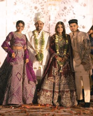 Priya Tiwari Instagram - Best Wishes On the Wonderful Journey As you Build Your New Lives Together @alisharajput_22 & @oye_indori bhaiya didi š§æā¤ļøš
Cilck by :- @m_k_photography20
#rosha #mr_sachin08 #priya_a08 #sachintiwari #priyatiwari #sadhi