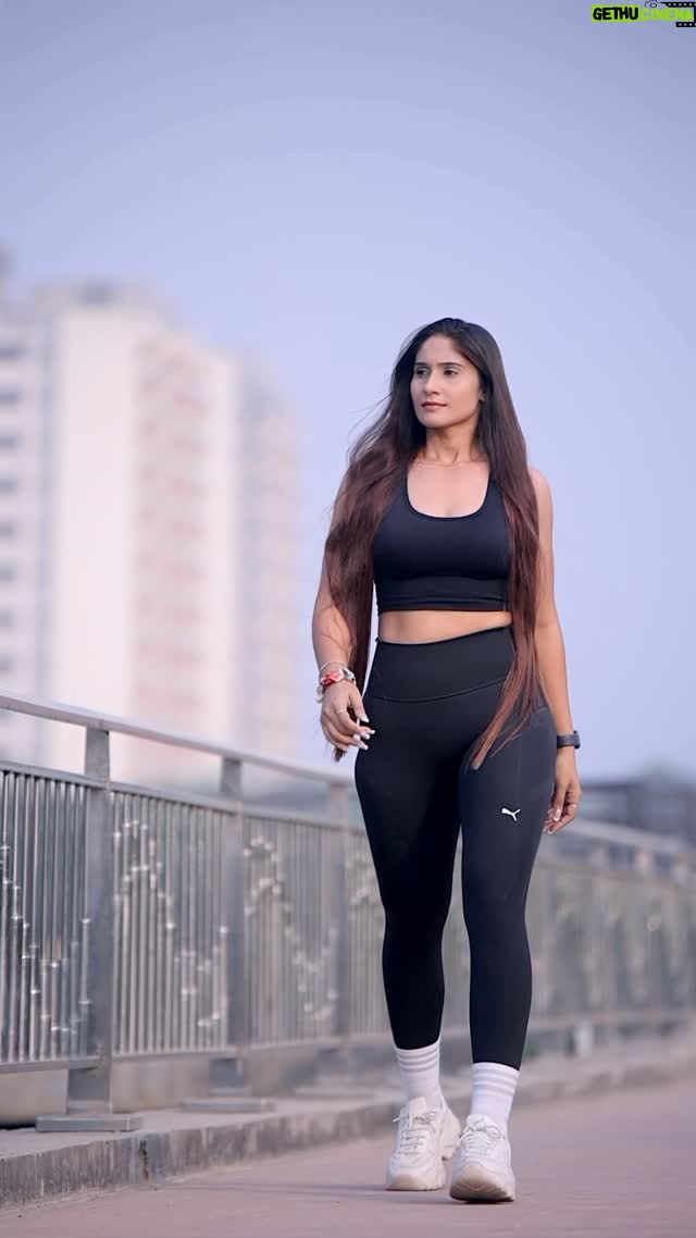 Priyanka Drall - 51.9K Likes - 