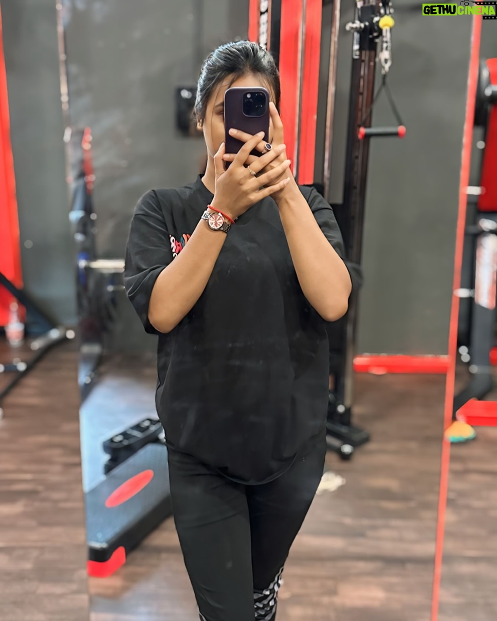 Priyanka Dutta - 9.2K Likes - start gym today ☺️