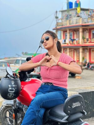 Priyanka Dutta Instagram - Emnni….❤️