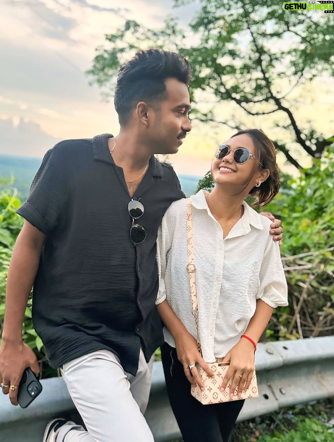 Priyanka Dutta - 17.6K Likes - ❤️