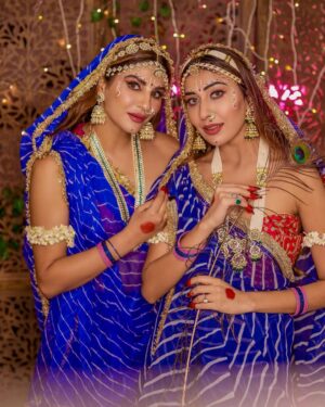 Priyanka Tyagi Instagram - सांवली सूरत पर हो जाते थे सब निहाल!
ऐसे थे हमारे कान्हा यशोदा के लाल!
श्री कृष्ण जन्माष्टमी की हार्दिक शुभकामनाएं!
🙏
Mua @makeup_artist_dimple_tendulkar
📸 @lsd.photography.official
Editing @wasey_rock69
Jewellry @art_jewell_rocks 🥰
.
.
#janmashtami #janmashtamispecial #priyankatyagi #rumasharma #festival