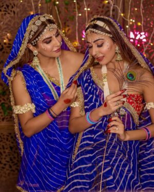 Priyanka Tyagi Instagram - सांवली सूरत पर हो जाते थे सब निहाल!
ऐसे थे हमारे कान्हा यशोदा के लाल!
श्री कृष्ण जन्माष्टमी की हार्दिक शुभकामनाएं!
🙏
Mua @makeup_artist_dimple_tendulkar
📸 @lsd.photography.official
Editing @wasey_rock69
Jewellry @art_jewell_rocks 🥰
.
.
#janmashtami #janmashtamispecial #priyankatyagi #rumasharma #festival