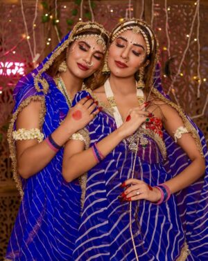 Priyanka Tyagi Instagram - सांवली सूरत पर हो जाते थे सब निहाल!
ऐसे थे हमारे कान्हा यशोदा के लाल!
श्री कृष्ण जन्माष्टमी की हार्दिक शुभकामनाएं!
🙏
Mua @makeup_artist_dimple_tendulkar
📸 @lsd.photography.official
Editing @wasey_rock69
Jewellry @art_jewell_rocks 🥰
.
.
#janmashtami #janmashtamispecial #priyankatyagi #rumasharma #festival