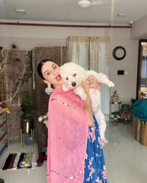 Priyanka Tyagi Instagram - Happy Rakhi 🥰🥰
.
.
#happyrakshabandhan #priyankatyagi #festival #love