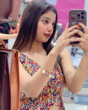 Priyanshi Pandey Instagram - Serving looks and city lights ✨ Just another night out in style 💃🌆
Click by @panday7954
#photo #style #photographer #photoshoot #fyp #explore
