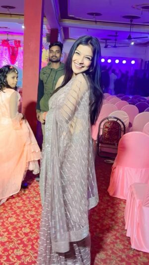 Priyanshi Pandey Instagram - 😂😁 @pandit_girl_242 ########