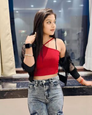 Priyanshi Pandey Instagram - Sᴇᴇᴛɪɴɢ Gᴏᴀʟs Is Tʜᴇ Fᴜʀsᴛ Sᴛᴇᴘ Iɴ Tᴜʀɴɪɴɢ Tʜᴇ Iɴᴠɪsɪʙʟᴇ Iɴᴛᴏ Vɪsɪʙʟᴇ...🖊💯 @pandit_girl_242
.
.
.
.
#photo #photography #photographer #photoeveryday #photographers #photographers_of_india #photographers_of_india #photoftheday #foryoupage #explorar #etsy #fitness