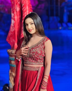 Priyanshi Pandey Instagram - Red❤️,of course, is the colour of the interior of our bodies. In a way it’s inside out, red.”💍🎀
.
.
.
.
.
.
.
#photo #photooftheday #red #lehnga #style #photographer #photographers #photographylovers #viral #insta #instagram