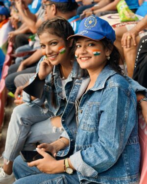 Priyanshi Pandey Instagram - Chak De India🇮🇳❤️ @pandit_girl_242 @im_shalinii @iplt20 #instagood #instagram #photo #photooftheday #photoshoot #photoeveryday #photogram #photographers_of_india #photoediting #explorepage✨