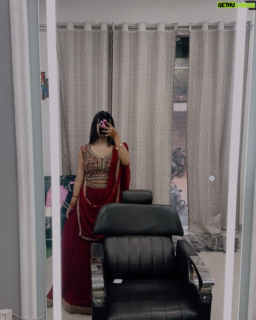Priyanshi Pandey - 20K Likes - Red❤️,of course, is the colour of the interior of our bodies. In a way it’s inside out, red.”💍🎀
.
.
.
.
.
.
.
#photo #photooftheday #red #lehnga #style #photographer #photographers #photographylovers #viral #insta #instagram
