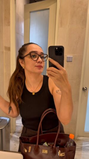 Putri Anne Instagram - Tiap bulan habisin waktu berjam-jam di ZAP tuh ngapain aja sih ne?
Coba temen2 liat ya si perempuan satu ini ngapain aja
Btw, sekedar mengingatkan ( PAKE TERIAK YAA 🔊) cek deh ig nya @zappremiere , karena banyak banget bundling2 yg bikin kalian jadi tergiur buat treatment disana 😘