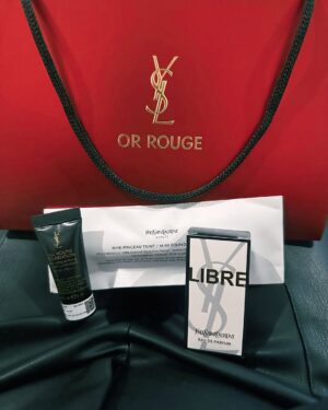 Putri Anne Instagram - YSL Beaute’s event 🖤
Thank you for having me @yslbeauty , had a lot fun trying their new products, Effortless understatement & sultry intensity