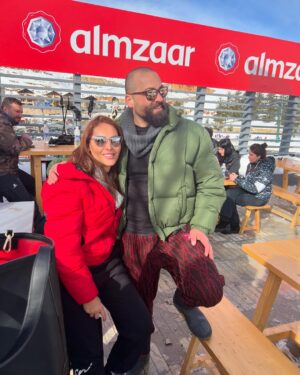 Qamar Khalaf Instagram - نشالله كل أيامكم بيضاء ❄️☃️
#mehyar_khaddour
#qamar_khalaf